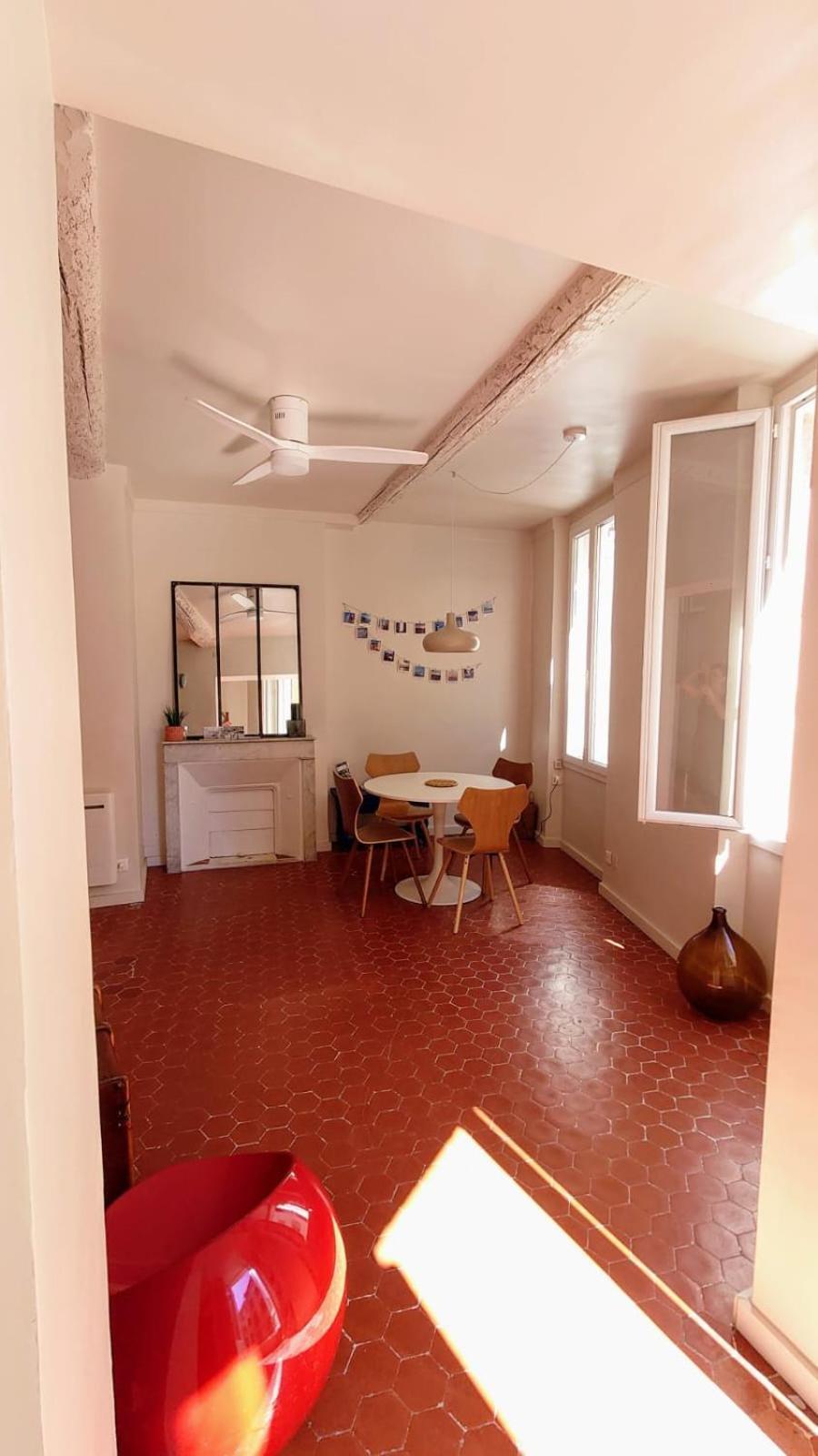 Appartement De Charme - Wifi - Centre Historique Toulon Exterior photo